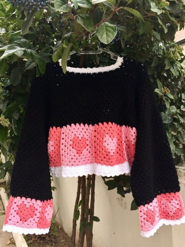 Heart Granny Square Crop-Top - Image 3